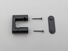 Load image into Gallery viewer, Golf Club Crossed Wall Hanger Mount